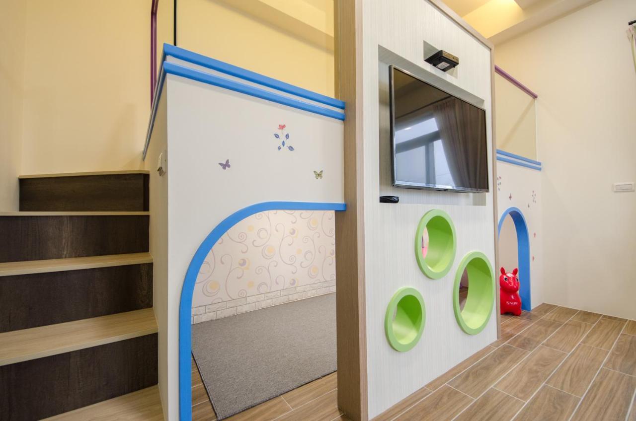 渡小夜電梯民宿 Yilannight B&B Вужие Екстериор снимка
