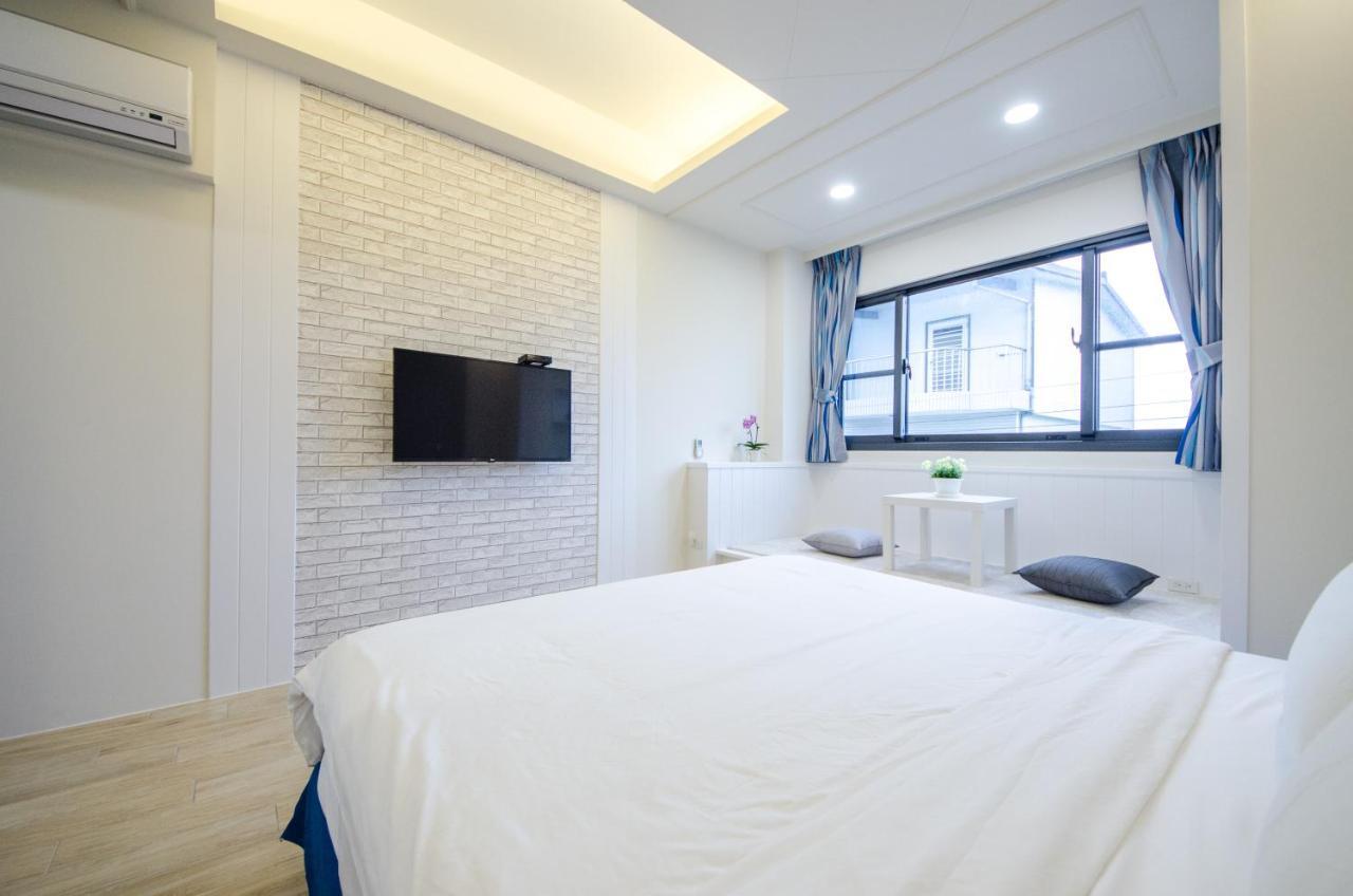 渡小夜電梯民宿 Yilannight B&B Вужие Екстериор снимка
